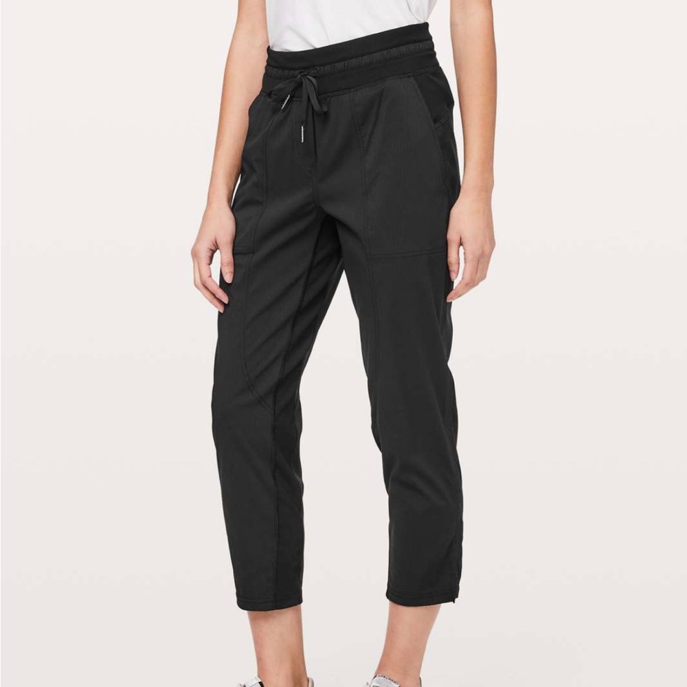 Dance Studio Crops - image 3